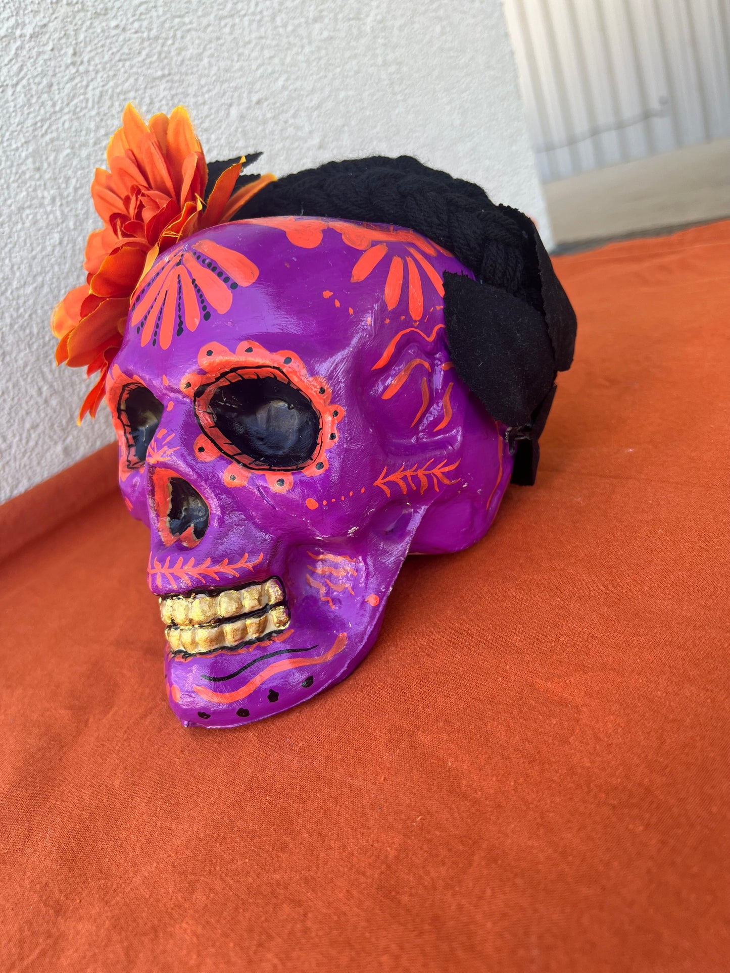 Dona skeleton face